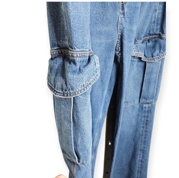 AGOLDE Minka Cargo Wide Leg Jeans, Size 32, Medium Wash, EUC - Picture 7 of 8